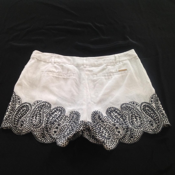 π²SALEπ²πHPπMichael Kors Ladies Linen White/Black Shorts - Picture 3 of 5